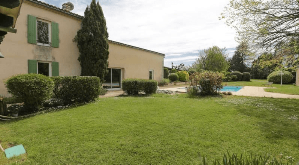 Lot · 260 m² · Castets et Castillon
