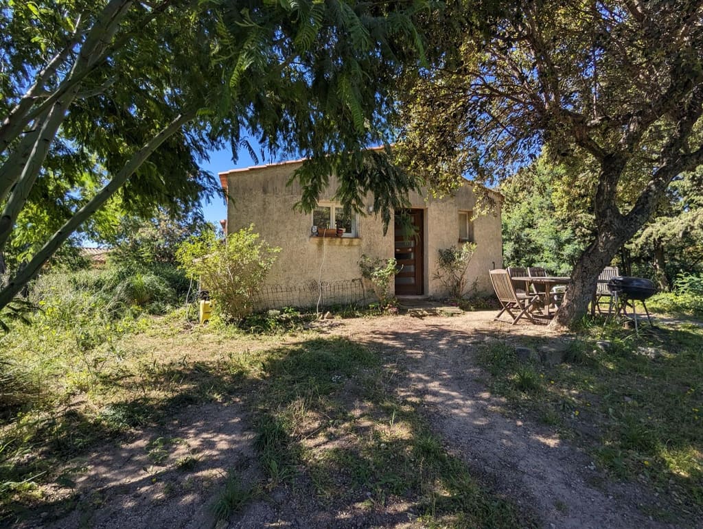 Dépendance · 50 m² · Grimaud
