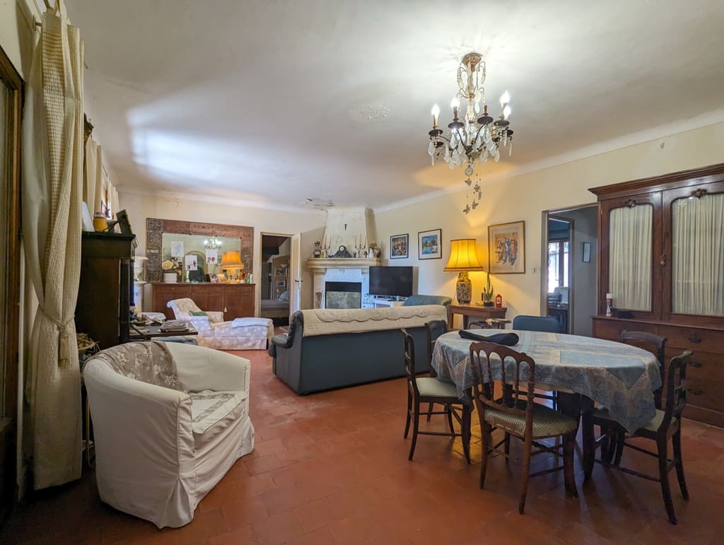 Dépendance · 50 m² · Grimaud