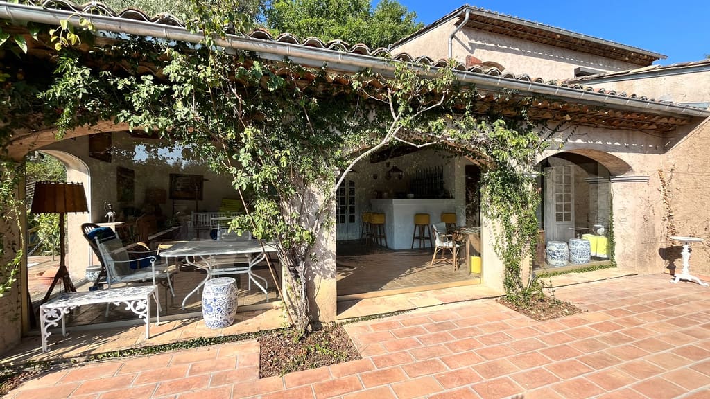 Maison · 250 m² · Tourrettes-sur-Loup
