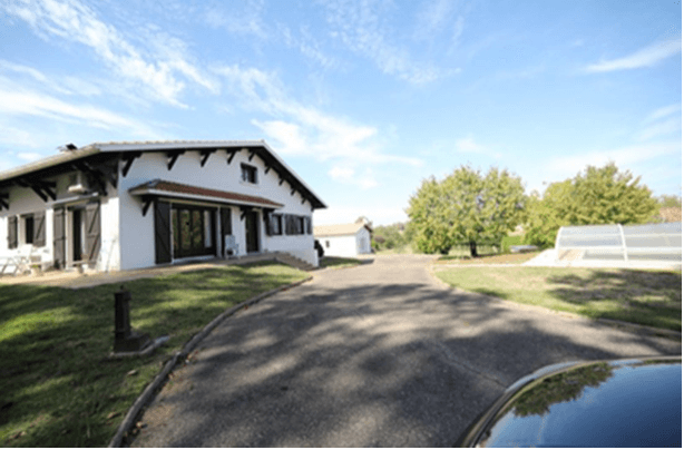 Maison · 2505 m² · Saint-Pierre-du-Mont