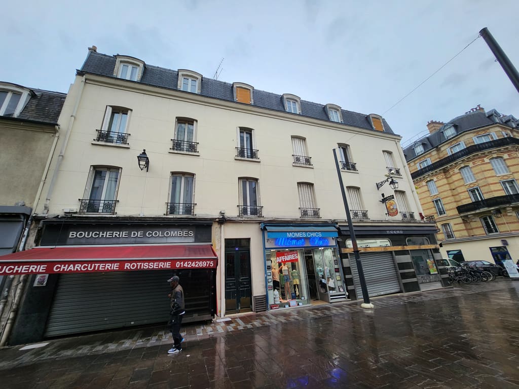 Local Commercial · 54 m² · Colombes