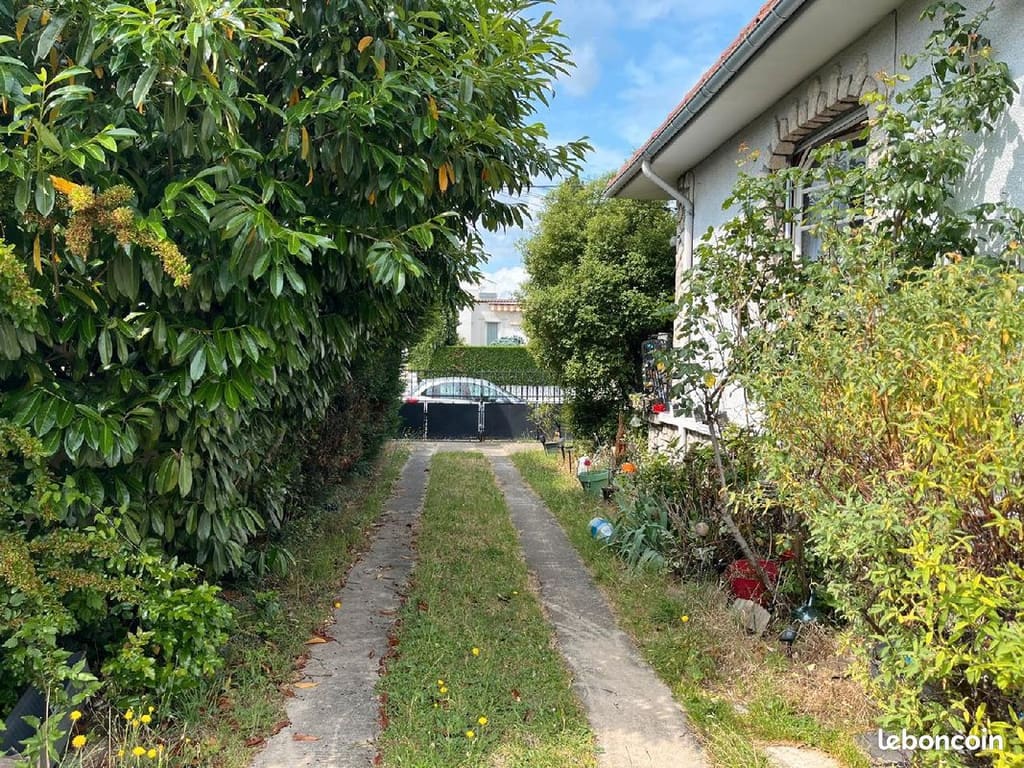 Terrain Constructible · Sartrouville