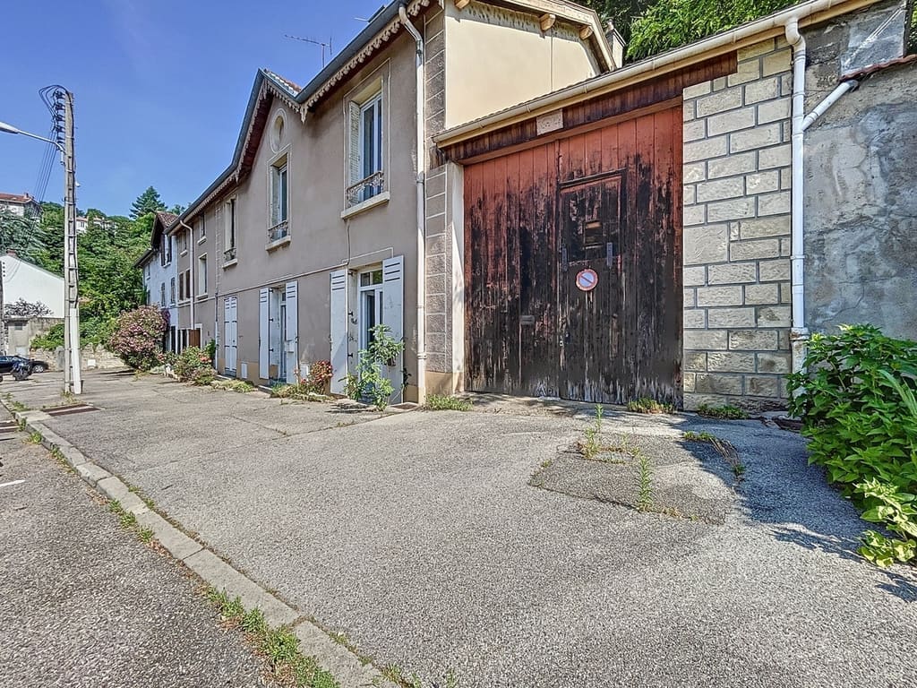 Garage · 24 m² · Caluire-et-Cuire